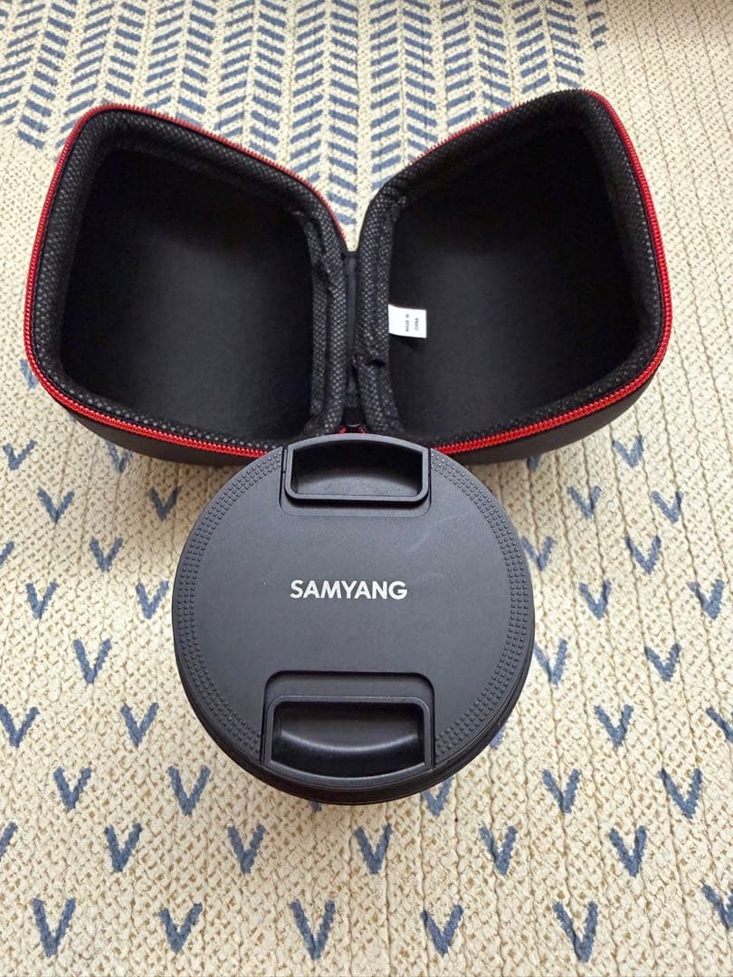 【美品】SAMYANG AF 18mm F2.8 FE