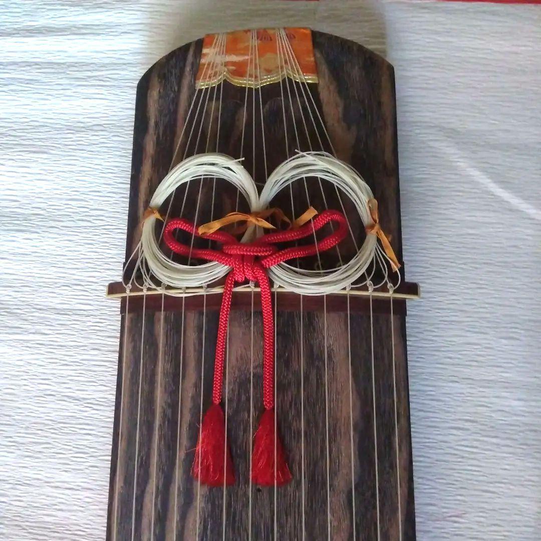 【大阪府　直接取り引き限定】　琴　楽譜　琴爪　琴柱 琴台　譜面台