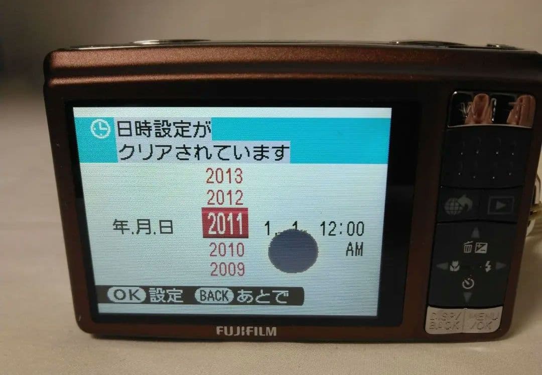 富士フイルム　コンパクトデジタルカメラ　Z80