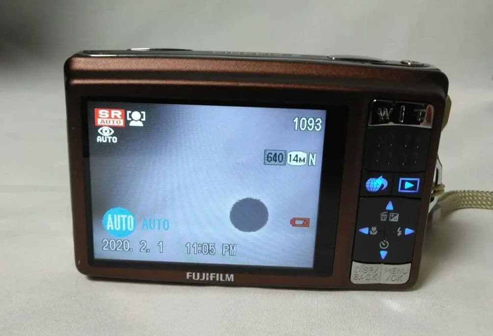 富士フイルム　コンパクトデジタルカメラ　Z80