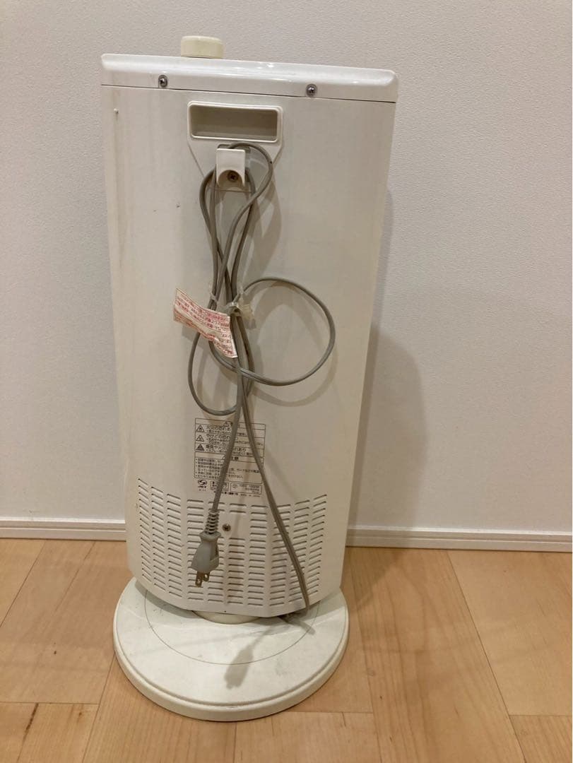 TOYOTOMI トヨトミ　遠赤外線　暖房機　コンパクト　首振り　ヒーター　電気