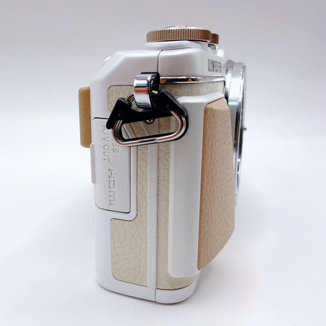 【極美品】OLYMPUS PEN LITE E-PL7 ミラーレス 動作確認済み