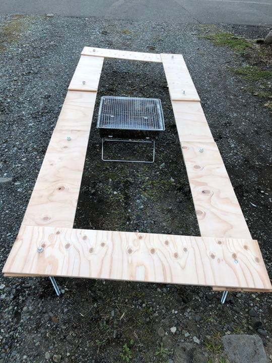 焚き火テーブル　アウトドア　キャンプ