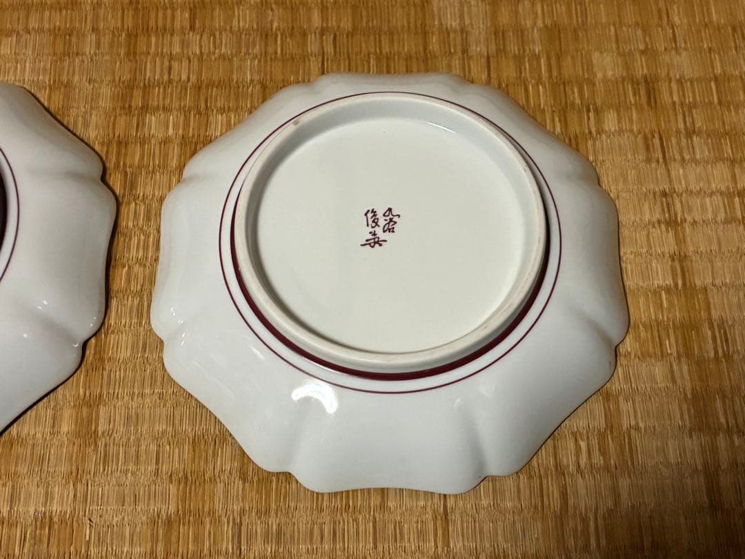 九谷焼 花と鳥の絵柄 八角形皿 二枚 作家物 俊◯