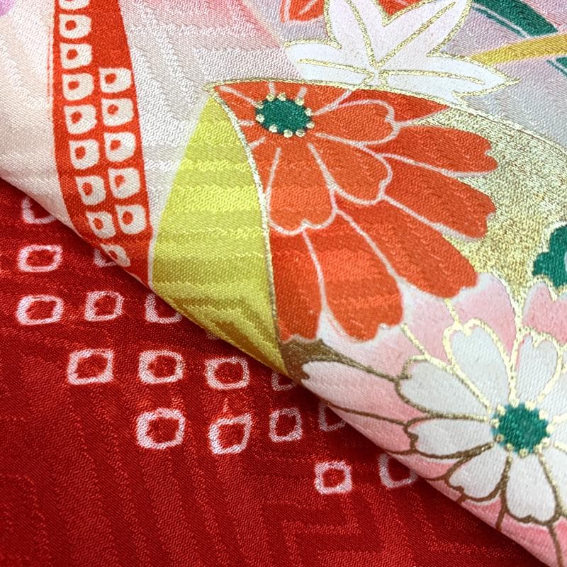 511ag70□七五三 三歳 女児 着物&被布 金彩 毬 花 赤黄白□美品