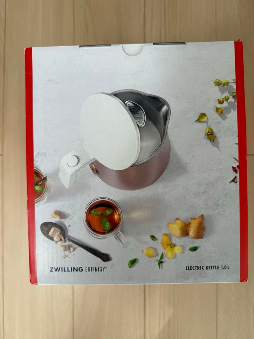 新品未使用！ZWIESEL電子ケトル