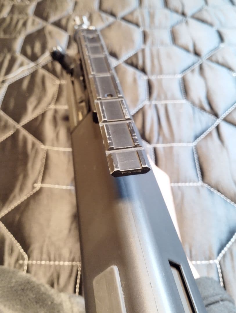 東京マルイ ステアーAUG 電動ガン＋ 装備品一式