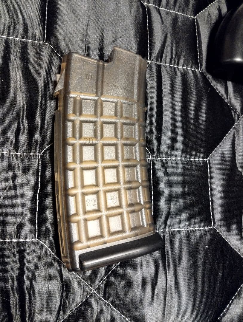 東京マルイ ステアーAUG 電動ガン＋ 装備品一式