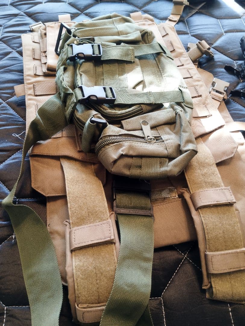 東京マルイ ステアーAUG 電動ガン＋ 装備品一式