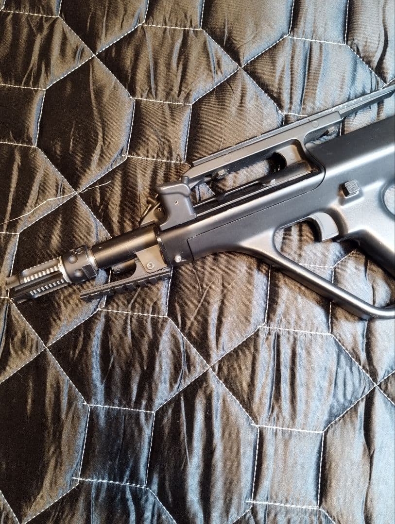 東京マルイ ステアーAUG 電動ガン＋ 装備品一式