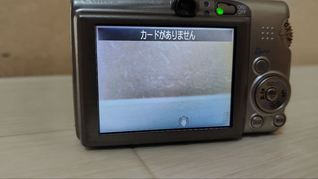 Canon　デジタルカメラ　IXY810IS ジャンク品