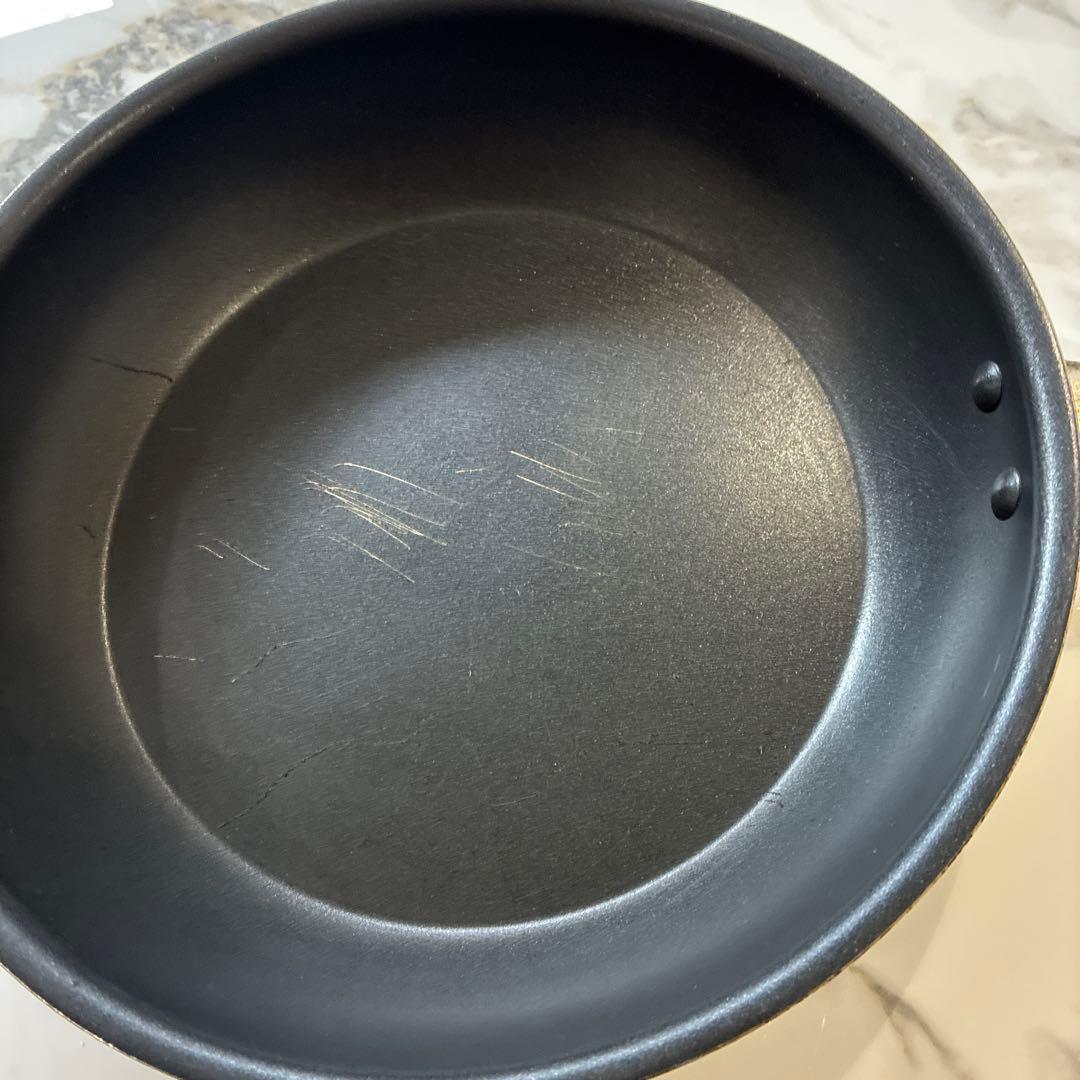 お買い得❗️ ビタクラフト フライパン24cm 蓋付き、人気のカーペンター元箱あり