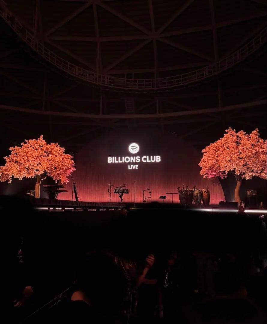 BAD BUNNY Billions Club Live 公式ポスター