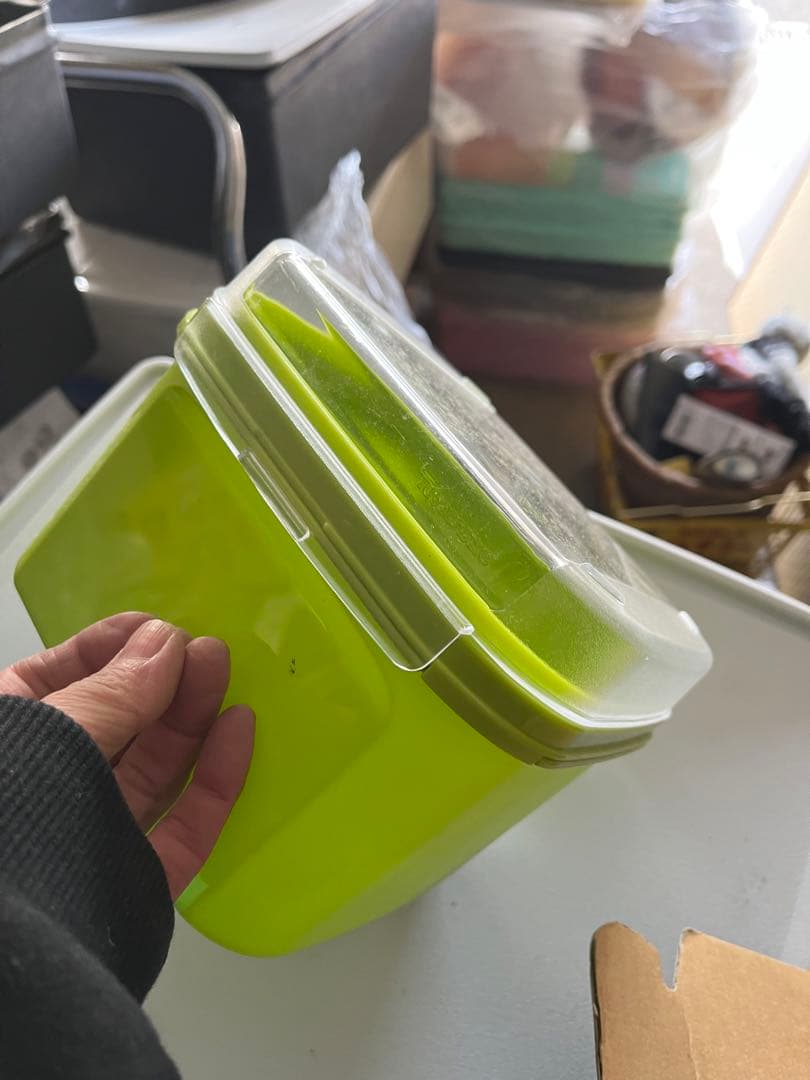 タッパーウェア中古　まとめ買いの方へ