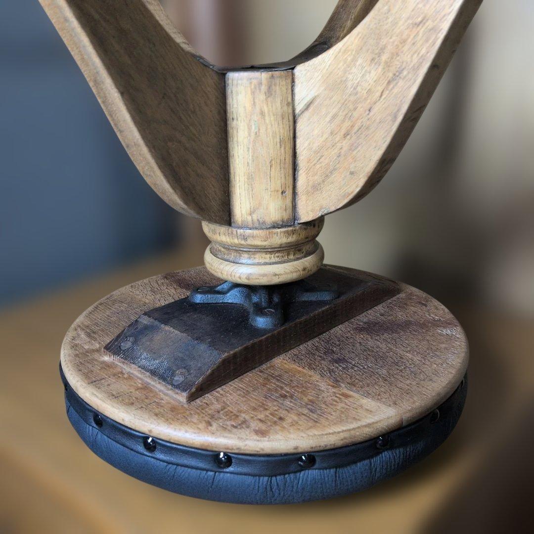 ブロカント古道具アンティークスツール　回転椅子　　 飾り台