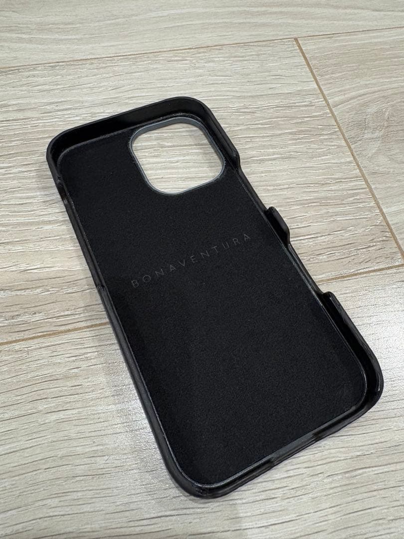 BONAVENTURA iPhone16用ケース ネイビー