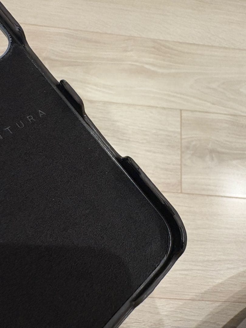 BONAVENTURA iPhone16用ケース ネイビー