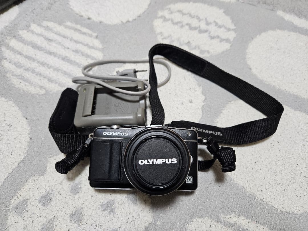 OLYMPUS カメラ OLYMPUS PEN Mini E-P2