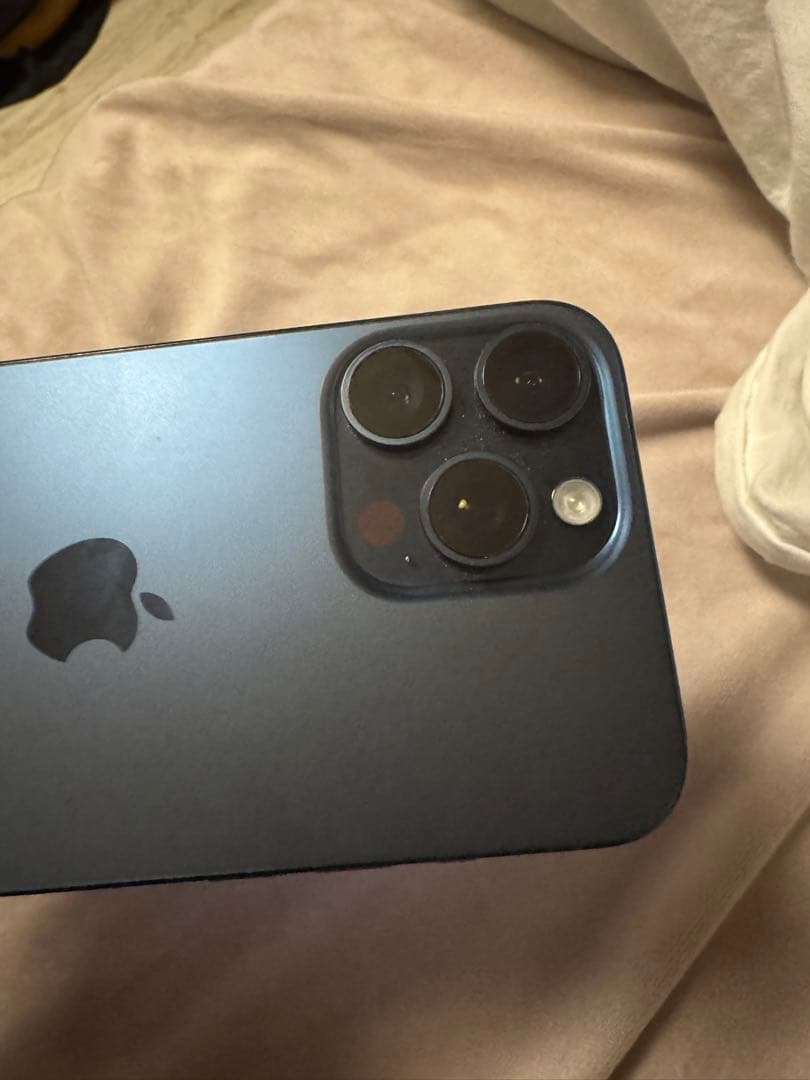 Apple iPhone 15 Pro Max 512GB，すべてのパーツが純正