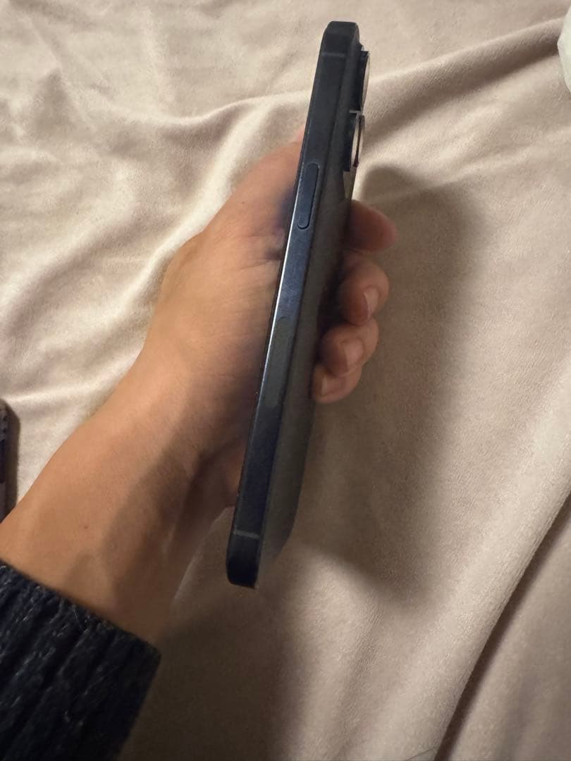 Apple iPhone 15 Pro Max 512GB，すべてのパーツが純正