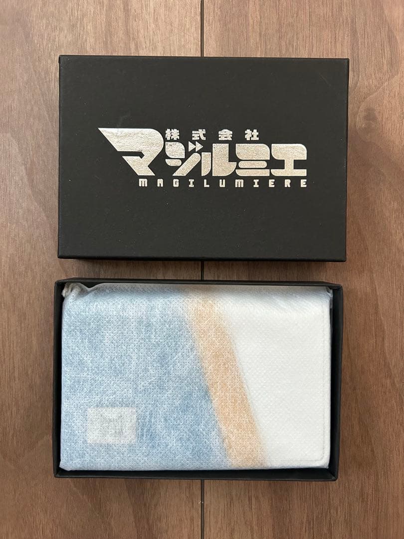 【新品】株式会社マジルミエ 本革名刺ケース 越谷仁美