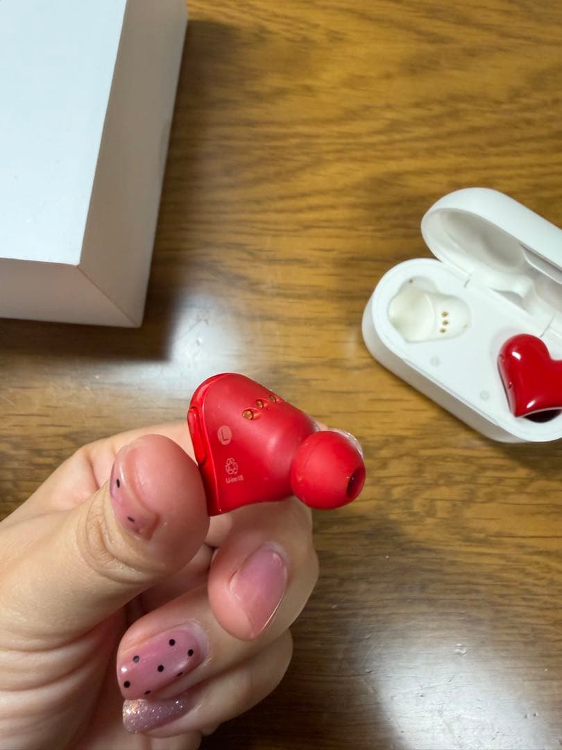 【新品】heart buds ワイヤレスイヤホン
