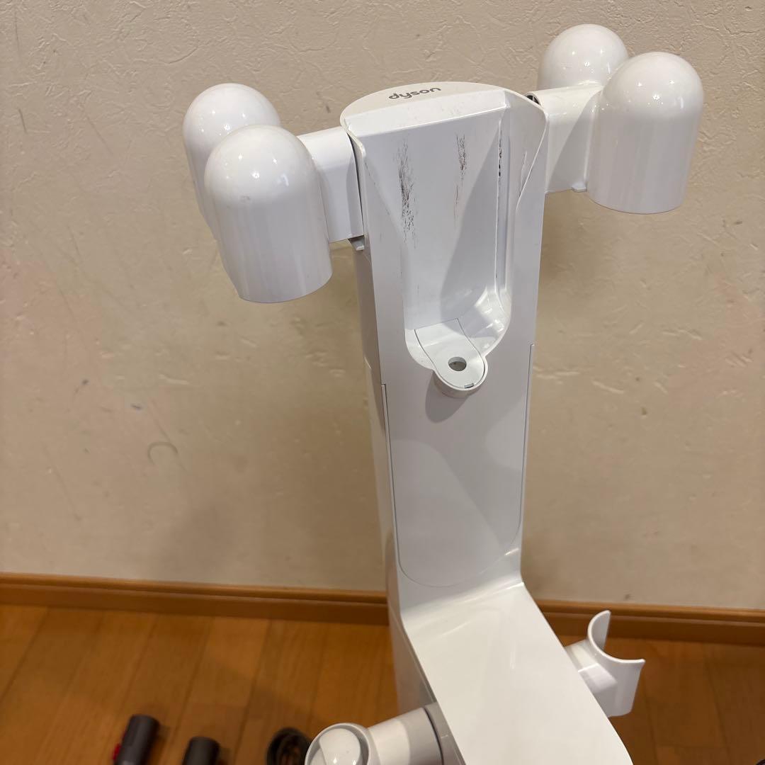ダイソンV10 SV12 美品！　スタンド付き　分解洗浄除菌整備済み　SD-1