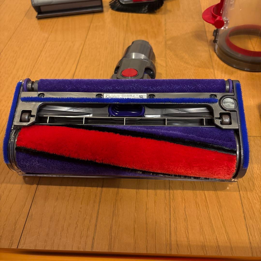 ダイソンV10 SV12 美品！　スタンド付き　分解洗浄除菌整備済み　SD-1