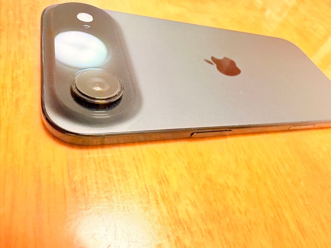 スンスン　iPhone Air SpaceBlack 256GB 本体