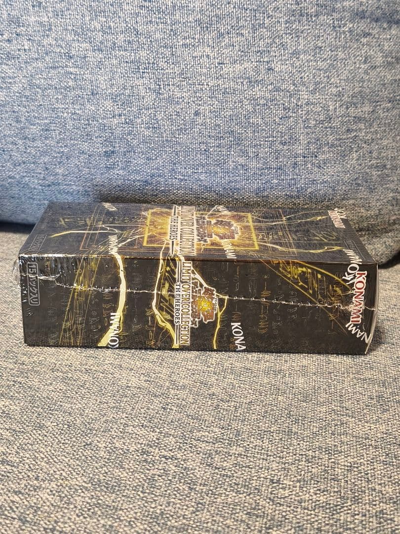 LIMITOVERCOLLECTION THE　HEROES 1個+プロモー1枚