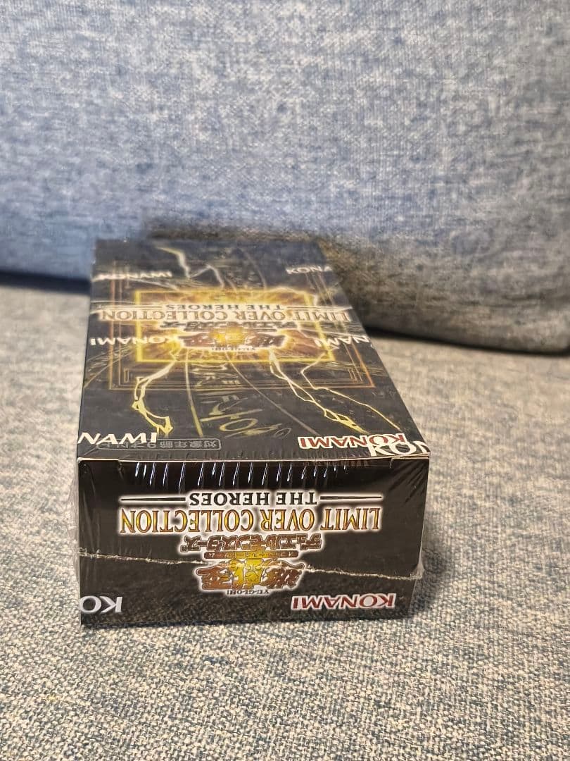 LIMITOVERCOLLECTION THE　HEROES 1個+プロモー1枚