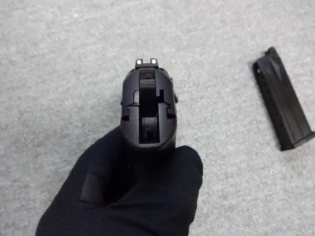 PX4 ガスガン 本体＋マガジン2本