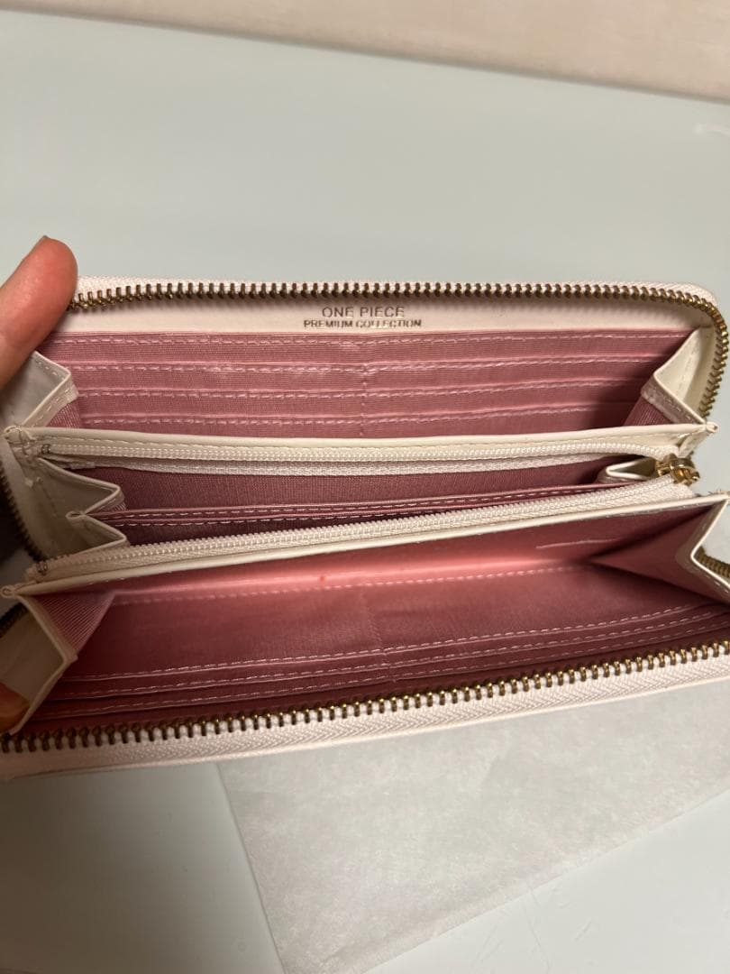 限定5000個 トニートニー・チョッパー桜吹雪の革財布 ONE PIECE