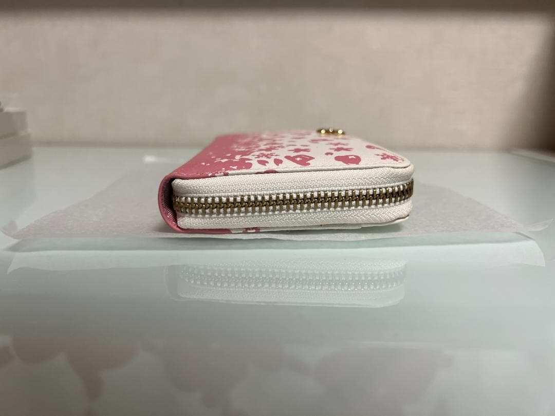 限定5000個 トニートニー・チョッパー桜吹雪の革財布 ONE PIECE