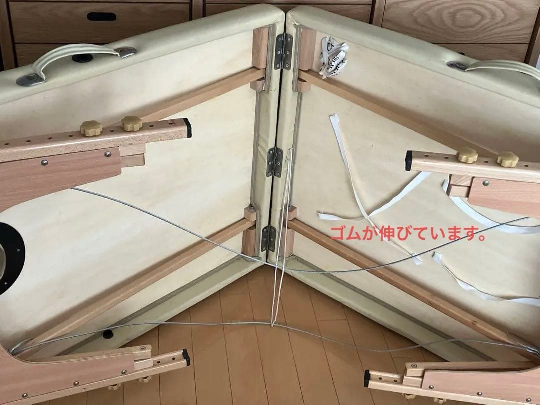 STELLA★折りたたみ式ベッド★施術ベッド★エステマッサージリラクゼーション