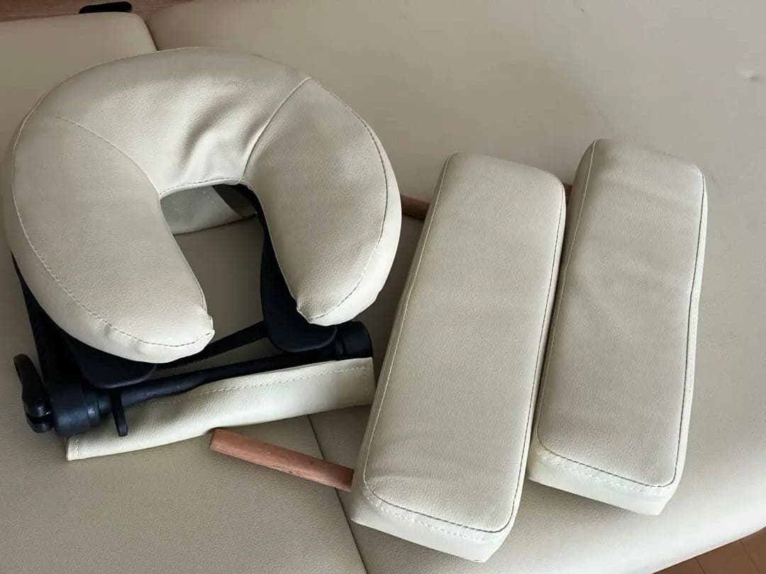 STELLA★折りたたみ式ベッド★施術ベッド★エステマッサージリラクゼーション