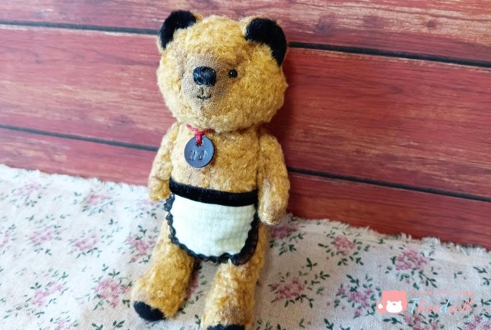 ハンドメイド アンティーク風黒耳ベアー