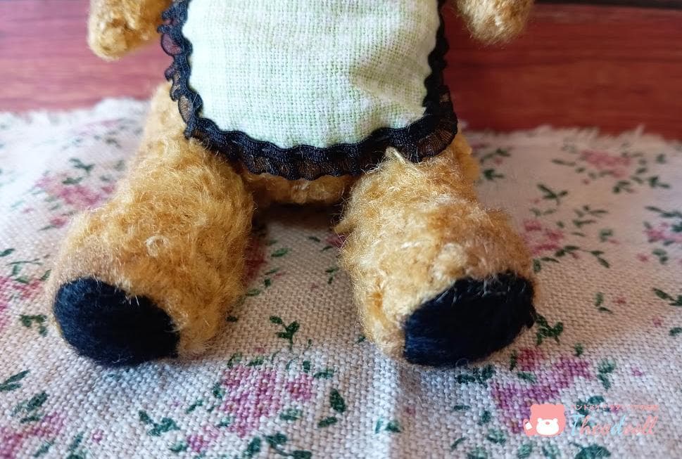 ハンドメイド アンティーク風黒耳ベアー