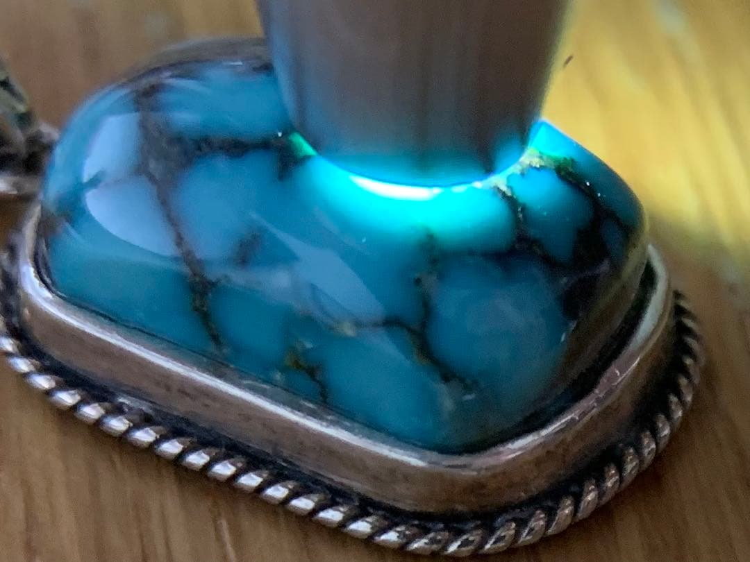 ターコイズ・ペンダント　トルコ石　天然石　tn739