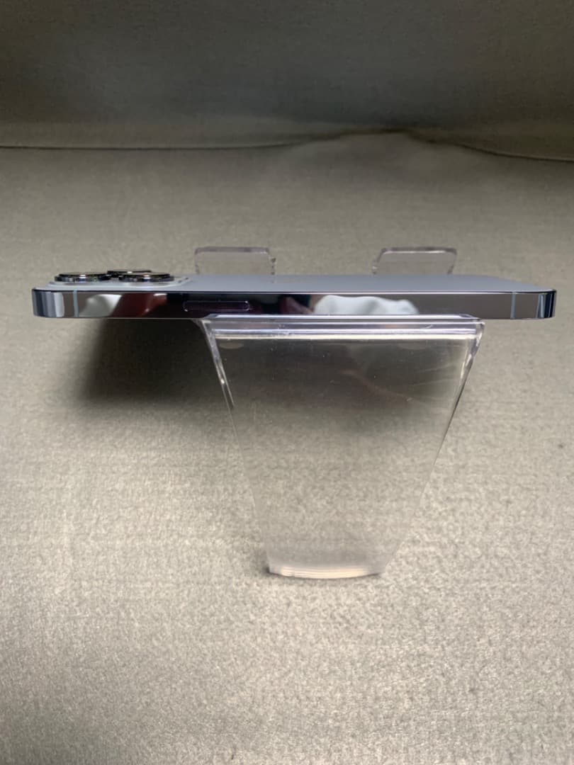 美品 国内版 SIMフリー iPhone13 Pro 256GB シエラブルー色