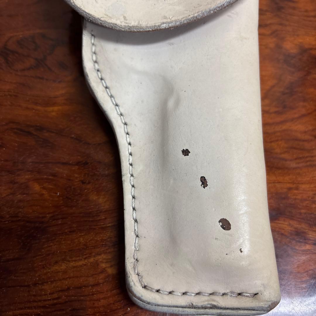 ホワイトレザー ホルスター　0205o232