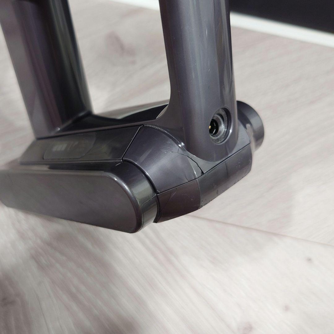 ⑪ダイソン dyson V10 SV12 本体のみ エコモード48分