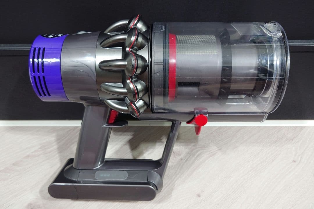⑪ダイソン dyson V10 SV12 本体のみ エコモード48分