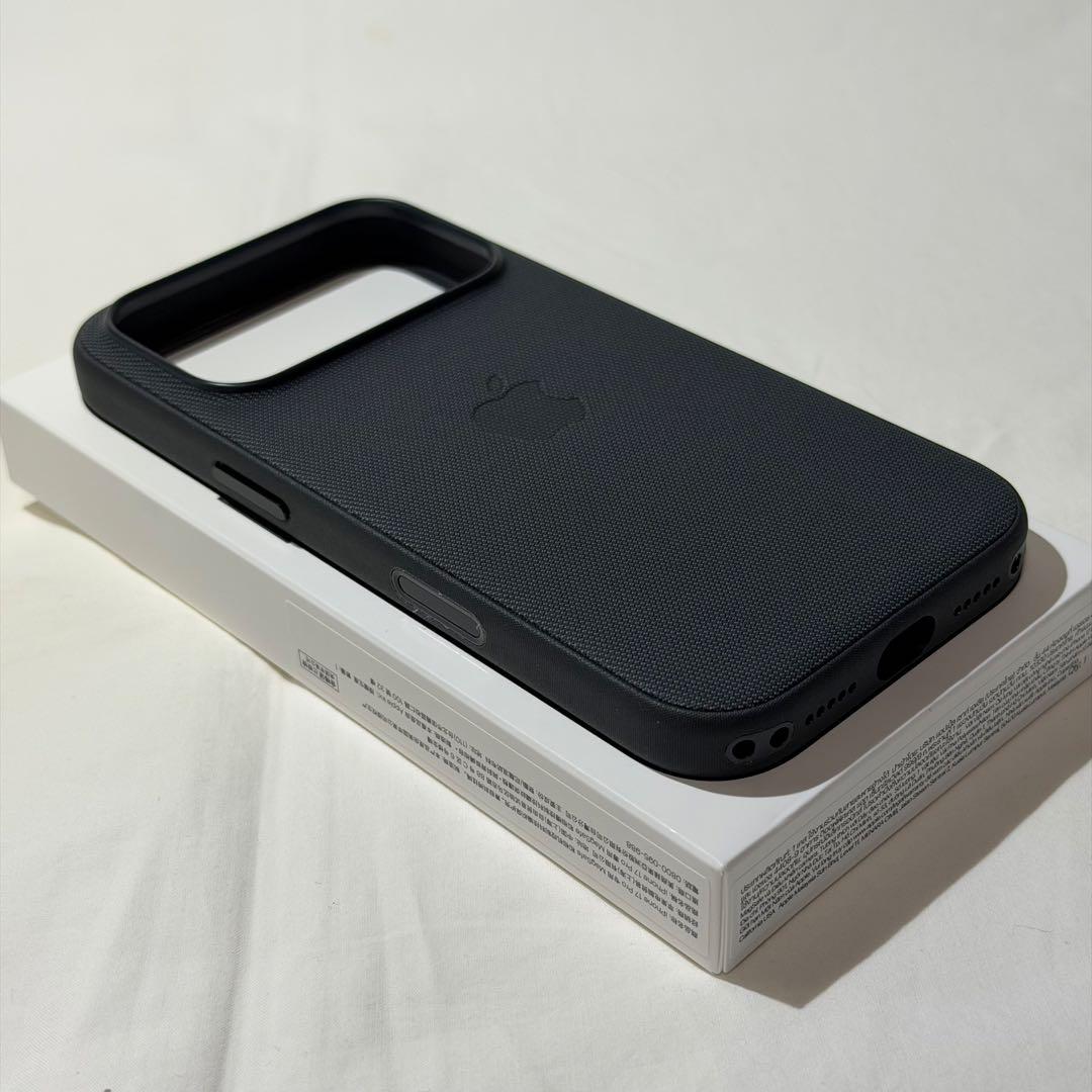 iPhone 17 Pro テックウーブンケース　ブラック
