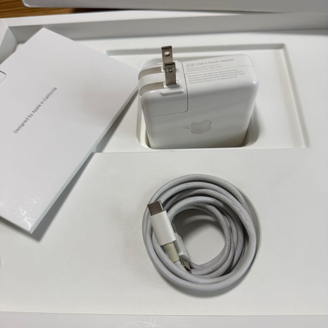 MacBook Pro 13インチ Apple M1 256GB メモリ8GB