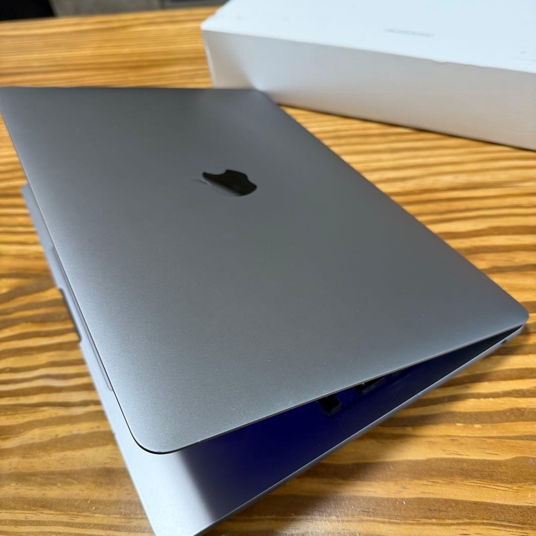 MacBook Pro 13インチ Apple M1 256GB メモリ8GB
