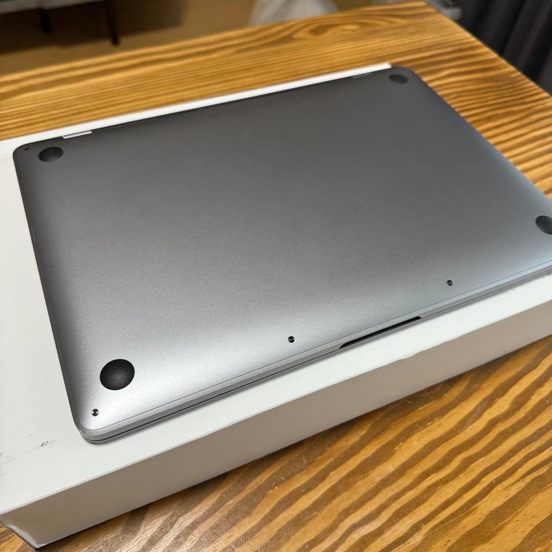 MacBook Pro 13インチ Apple M1 256GB メモリ8GB