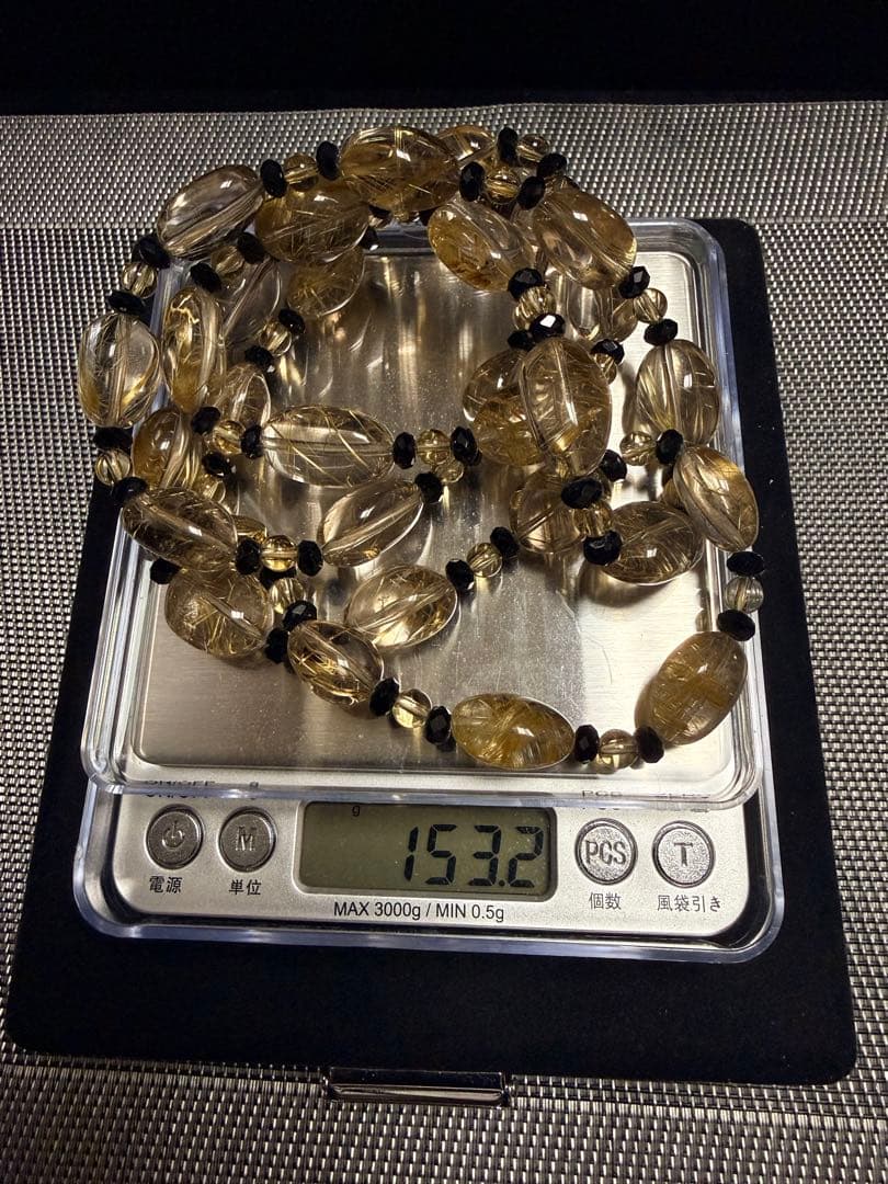 ルチルクォーツとオニキスロングネックレス