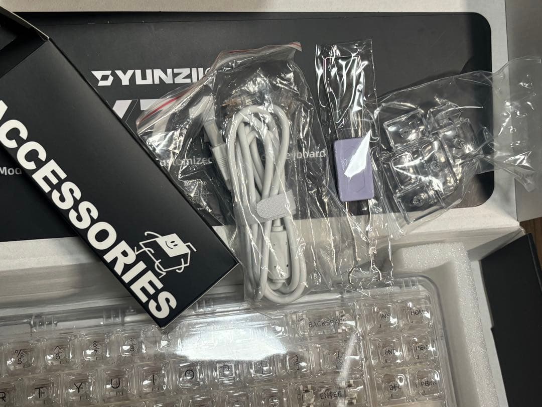 YUNZII X71 キーボード クリスタルアイス軸