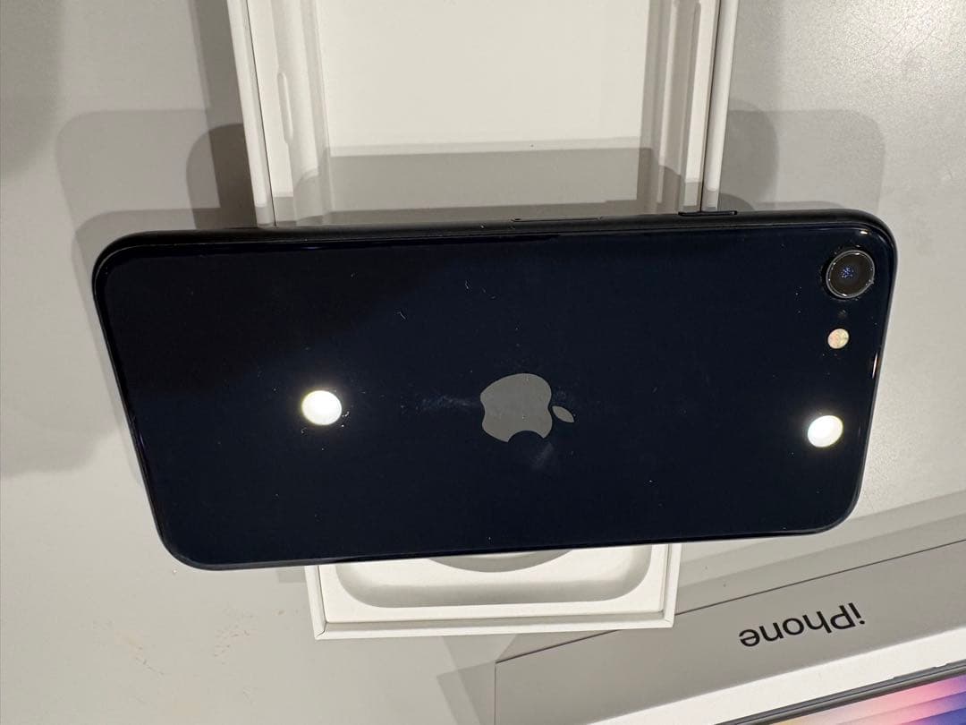 iPhone SE (第3世代) ブラック 箱付き